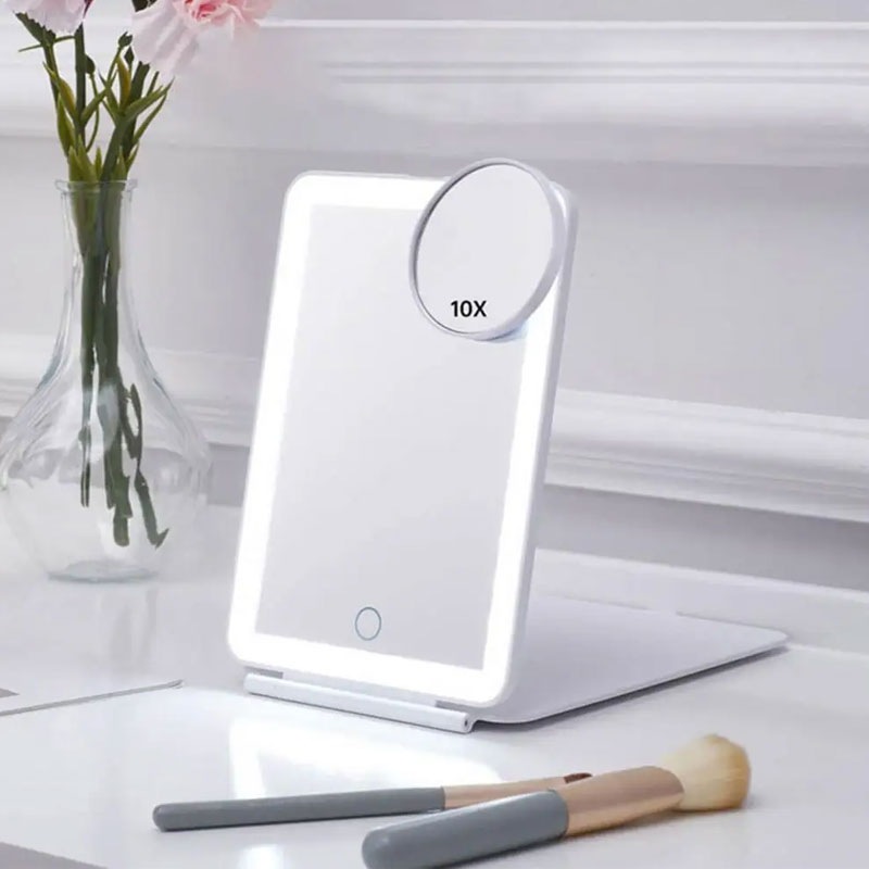 Espejo de maquillaje LED de escritorio: ¡una herramienta de belleza versátil!